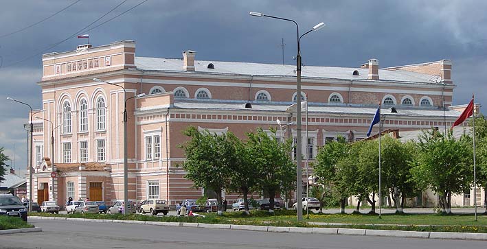 Ирбитский Пассаж. Фото 2008 года