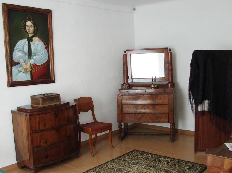 В комнате Камиллы