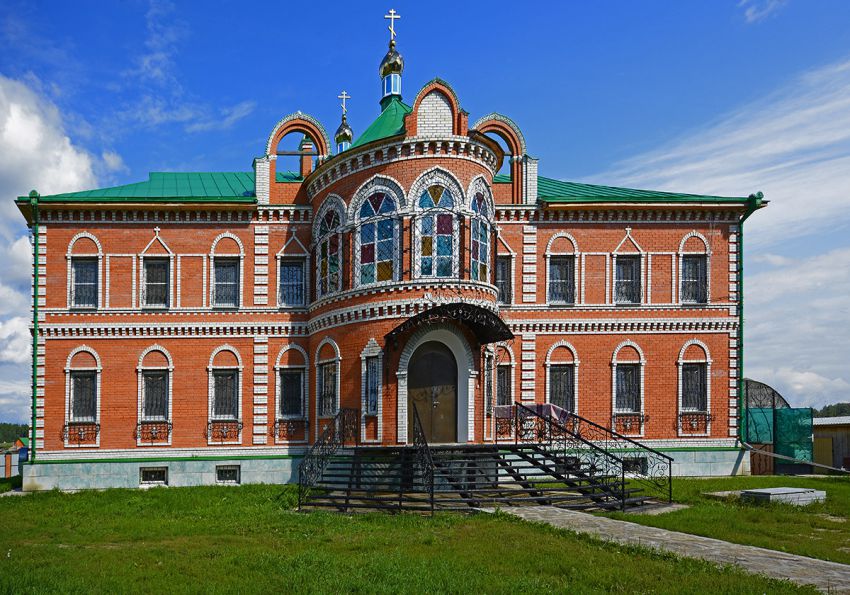 келейный корпус с домовым храмом Серафима Саровского