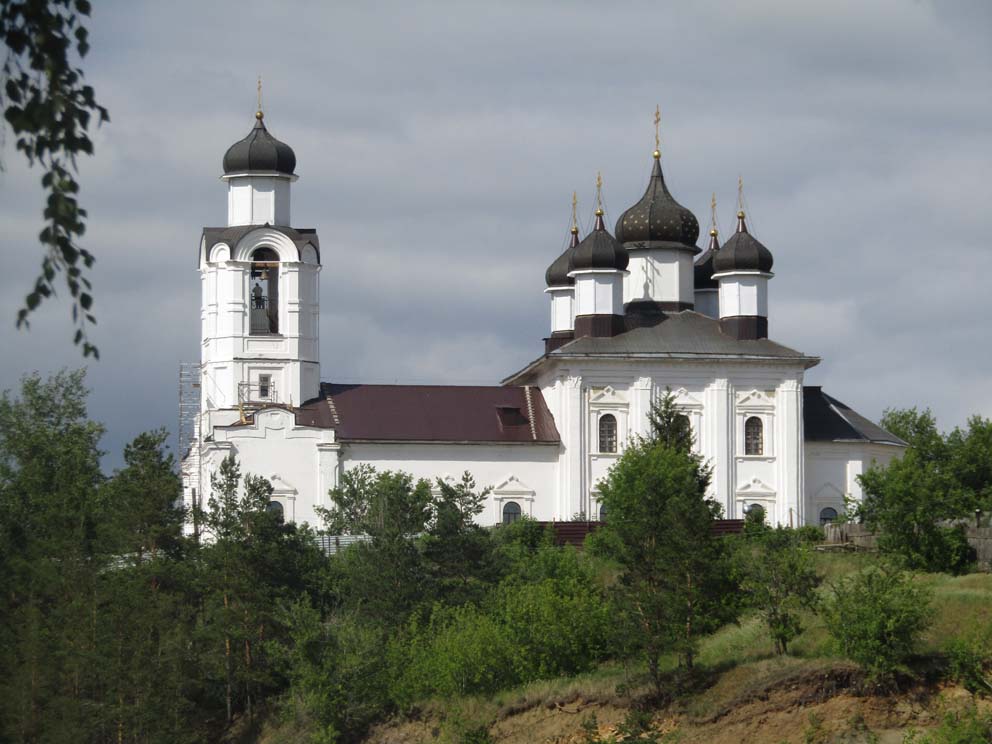 Монастырский Спасо-Преображенский храм