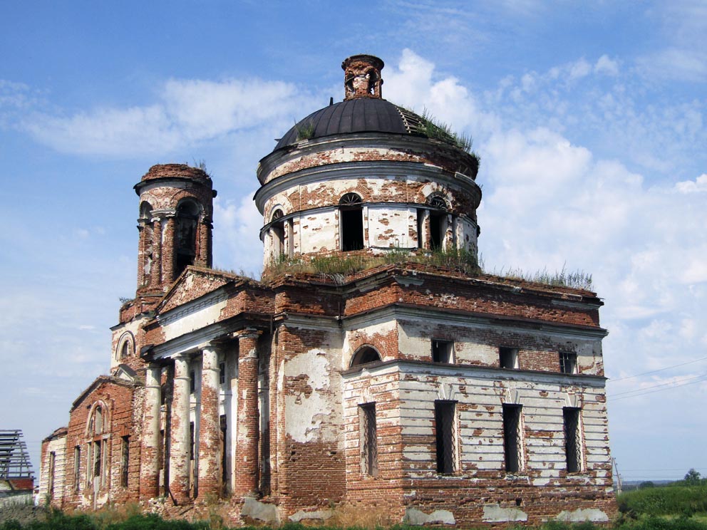 Село Никольское: Сретенский храм