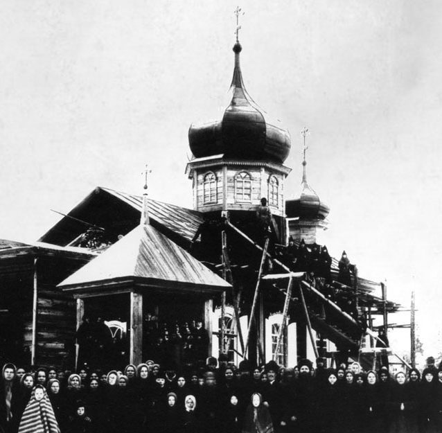 Алексиевская церковь Бобровской женской обители во время освящения