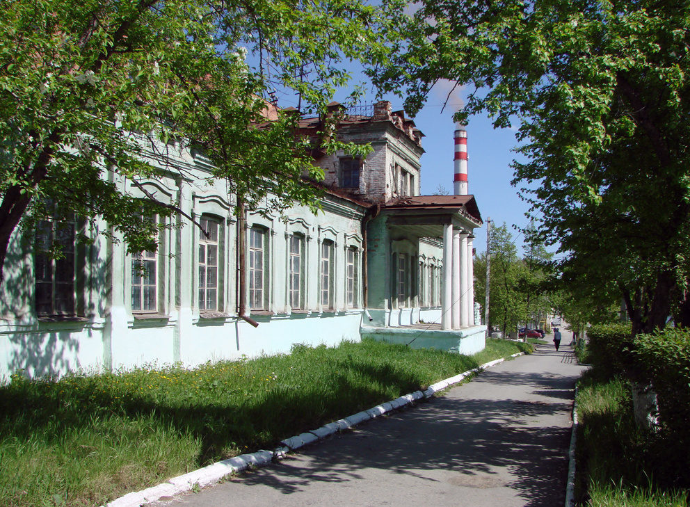 Реж. Заводоуправление старого Режевского завода