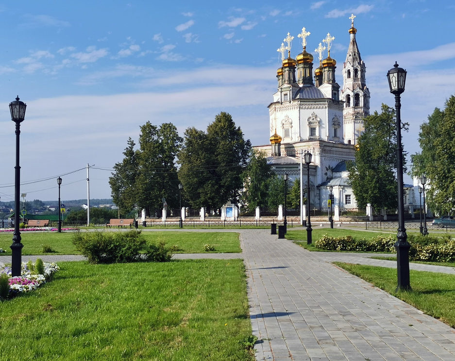 Свято-Троицкий собор в Верхотурье с Центральной площади города