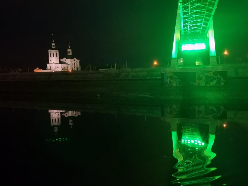 Достопримечательности Тюмени: храмы и монастыри. Вознесенский храм в Тюмени вечером