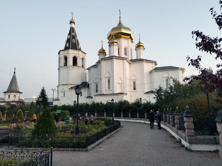 Достопримечательности Тюмени: храмы и монастыри. Храм Петра и Павла в Троицком монастыре Тюмени